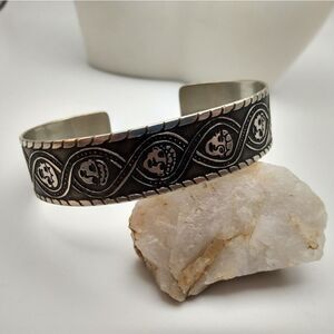 Sterling silver‎ Sundance ritual cuff solid silver B0110